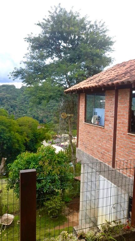 Casa de Condomínio à venda com 3 quartos, 450m² - Foto 4