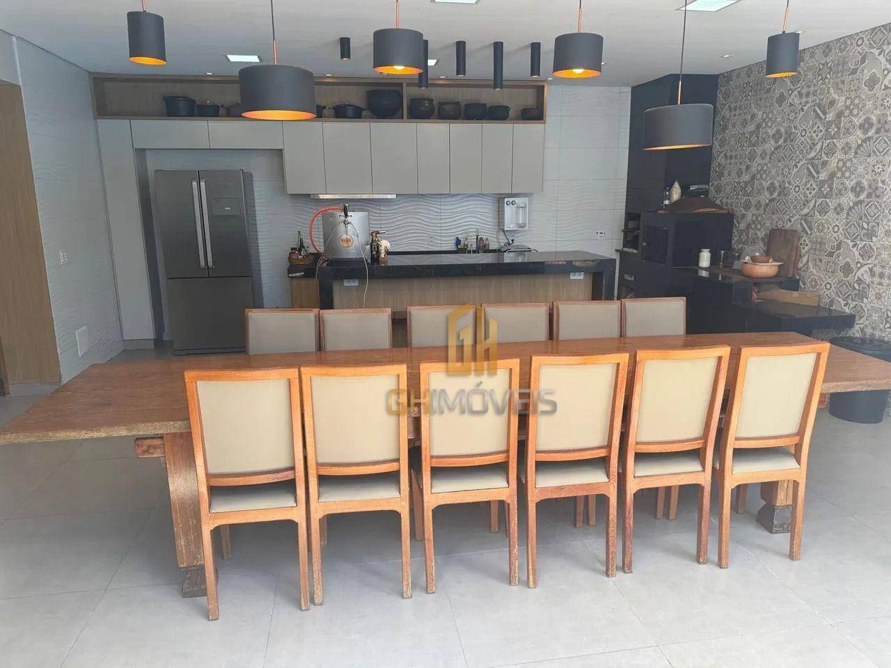 Casa à venda com 4 quartos, 302m² - Foto 9