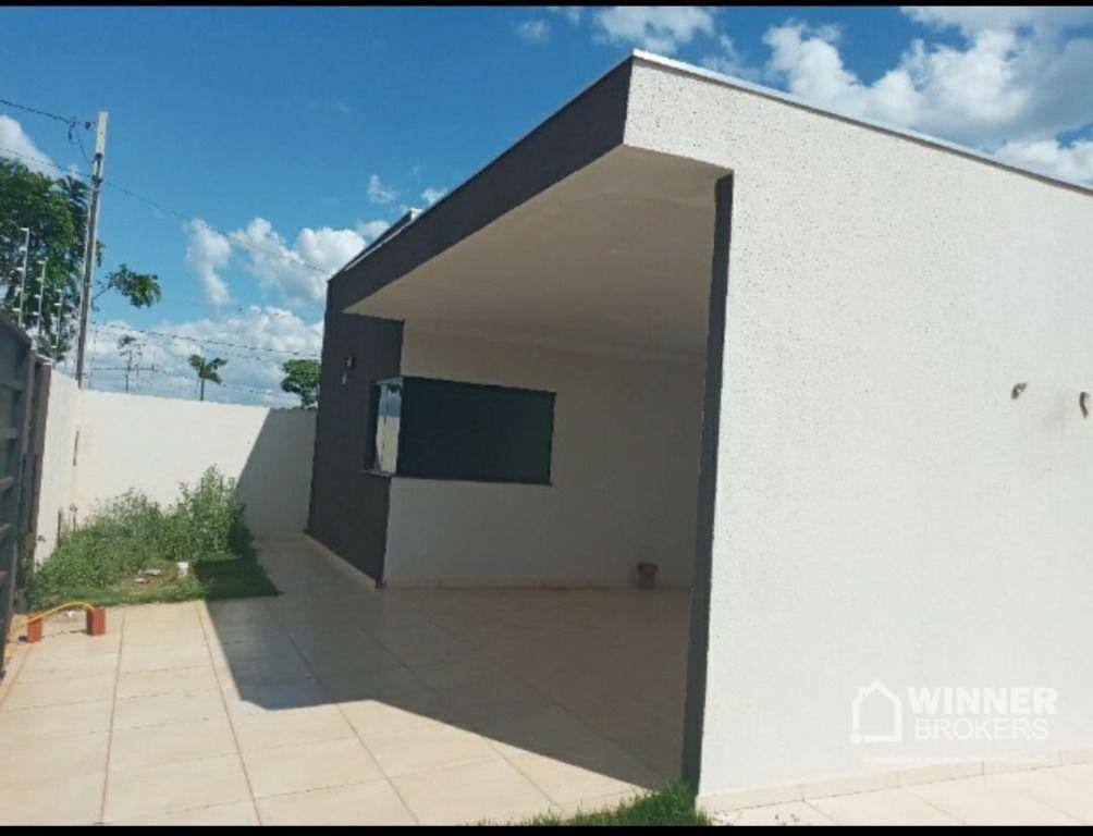 Casa à venda com 3 quartos, 180m² - Foto 2