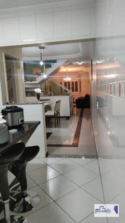 Sobrado à venda com 3 quartos, 182m² - Foto 18