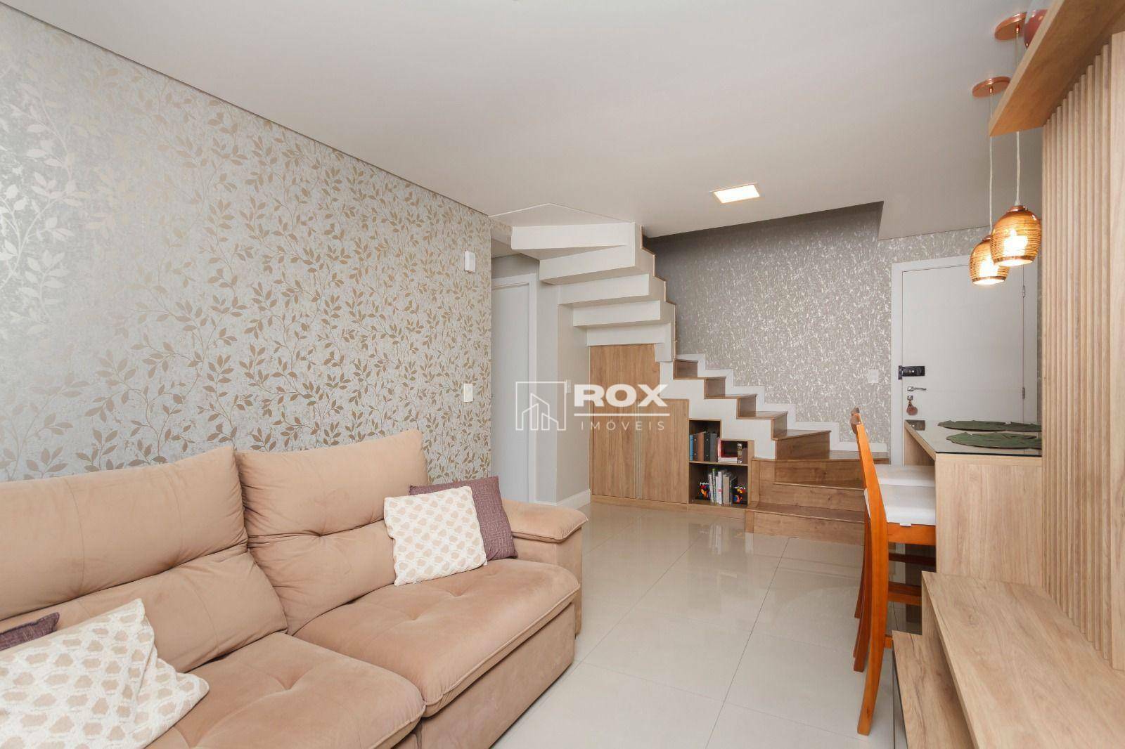 Apartamento à venda com 2 quartos, 115m² - Foto 2