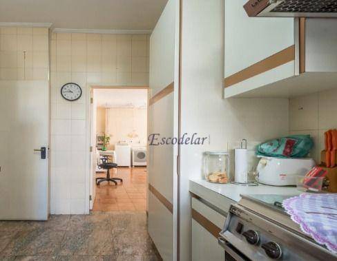 Apartamento à venda com 3 quartos, 266m² - Foto 9