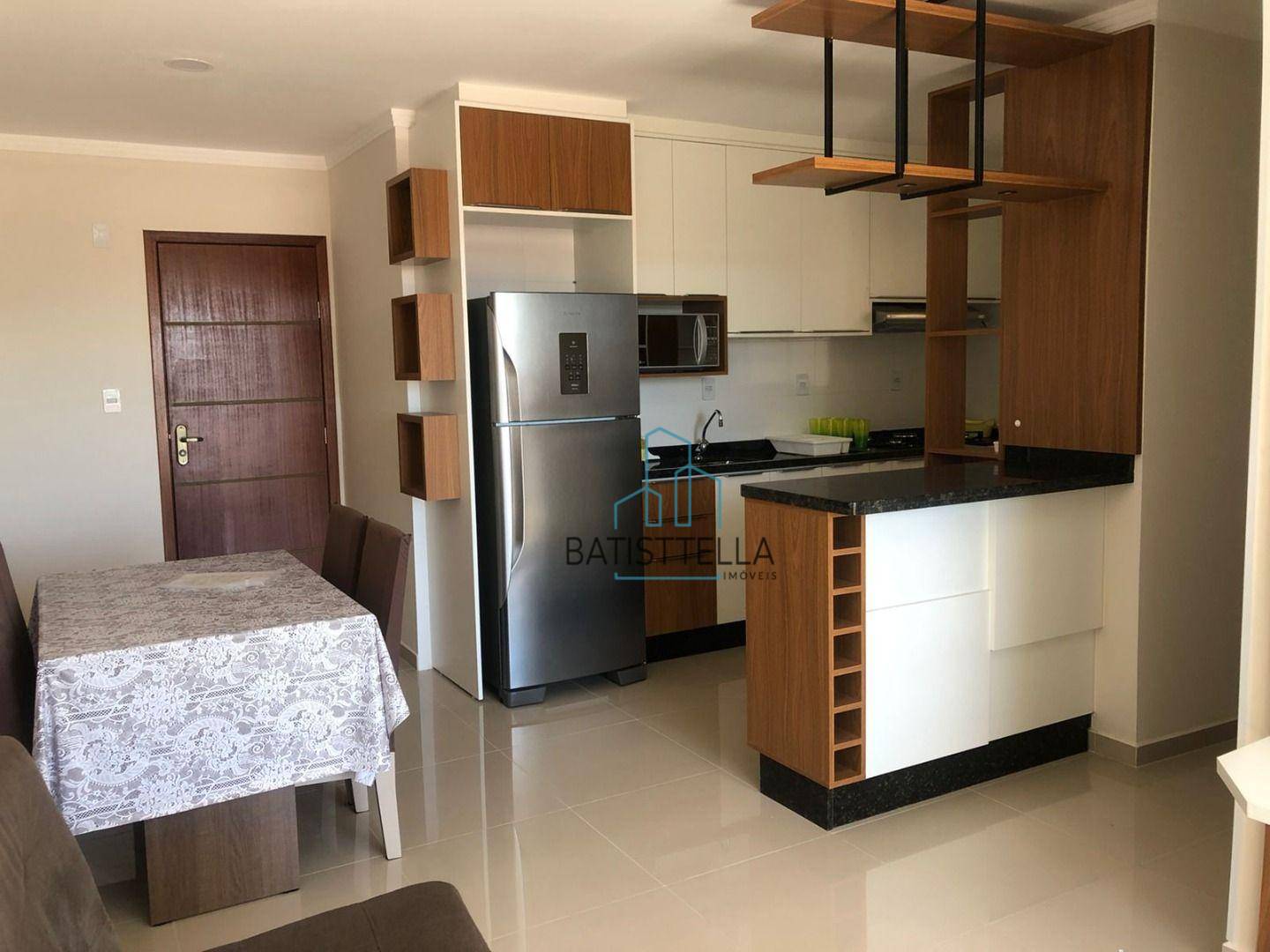 Apartamento à venda com 2 quartos, 70m² - Foto 7