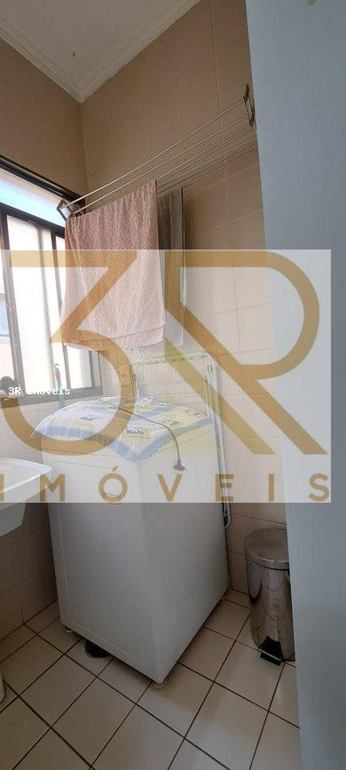 Apartamento à venda com 2 quartos, 65m² - Foto 11