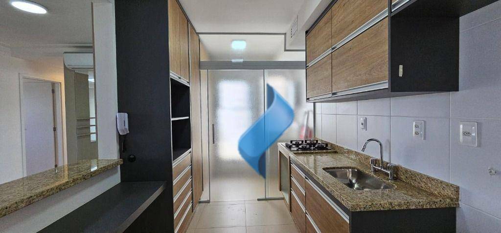 Apartamento à venda com 3 quartos, 145m² - Foto 4