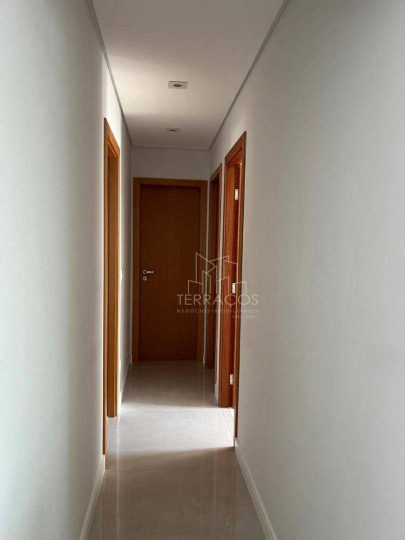 Apartamento à venda com 3 quartos, 119m² - Foto 18