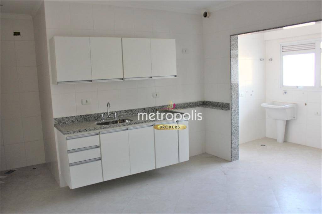 Apartamento à venda com 3 quartos, 130m² - Foto 1