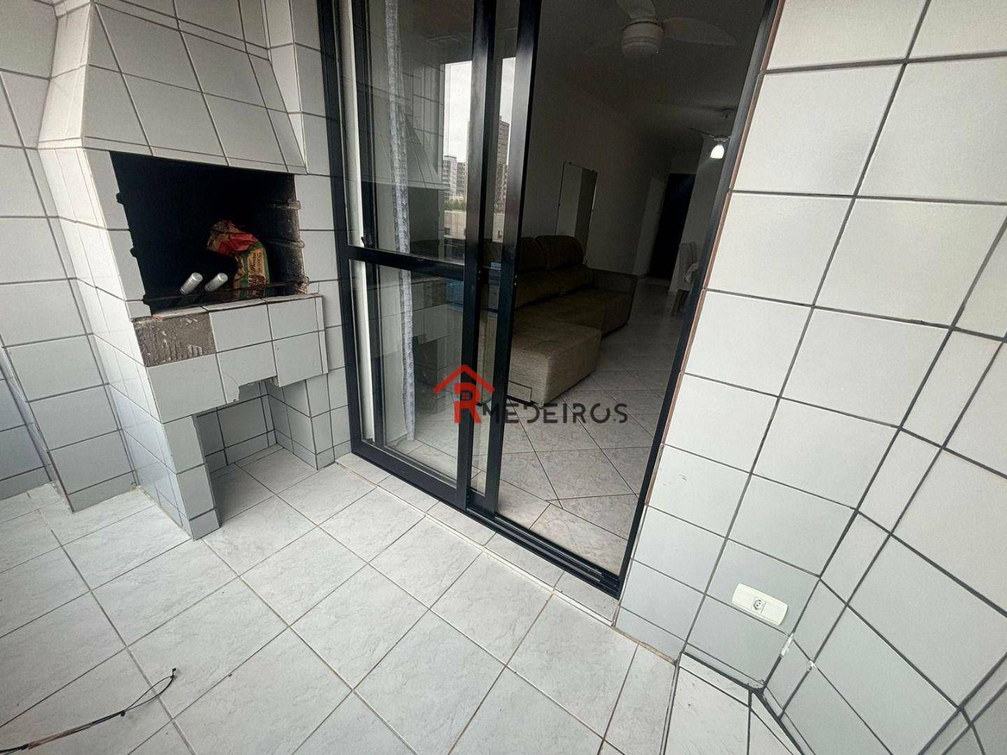 Apartamento à venda com 2 quartos, 80m² - Foto 13