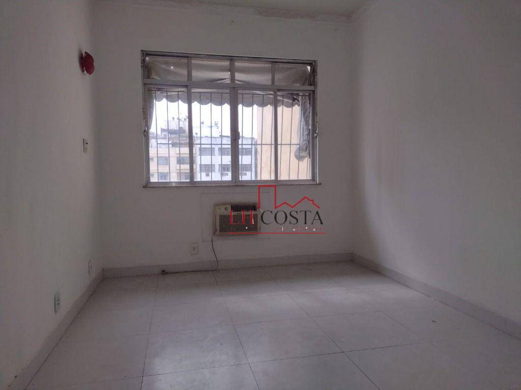 Apartamento à venda com 2 quartos, 65m² - Foto 6