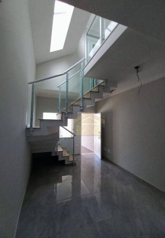 Sobrado à venda com 3 quartos, 115m² - Foto 3