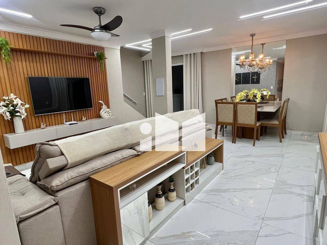 Casa de Condomínio à venda com 4 quartos, 375m² - Foto 12