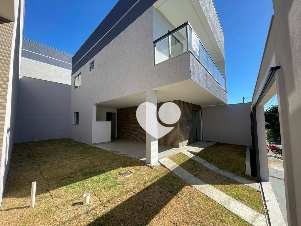 Casa de Condomínio à venda com 3 quartos, 134m² - Foto 2