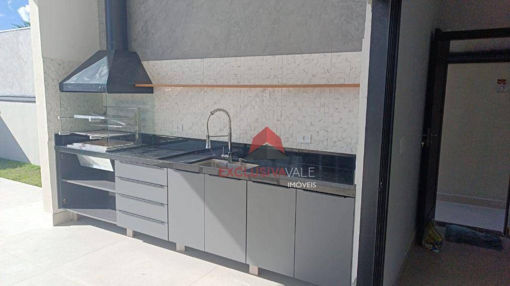 Casa de Condomínio à venda com 3 quartos, 250m² - Foto 6