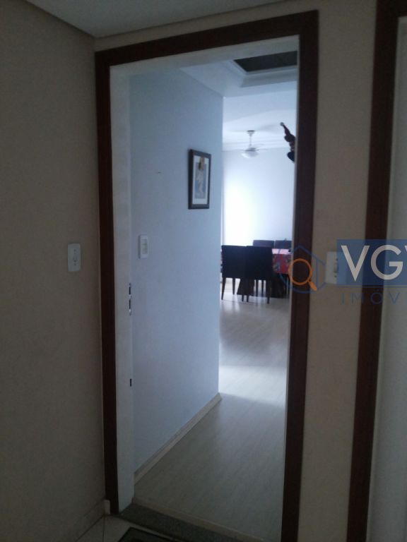 Apartamento à venda com 2 quartos, 80m² - Foto 6