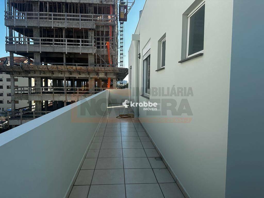 Apartamento à venda com 2 quartos, 97m² - Foto 8