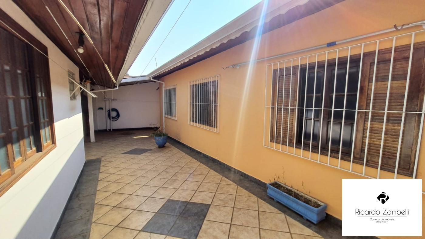 Casa à venda com 3 quartos, 300m² - Foto 15