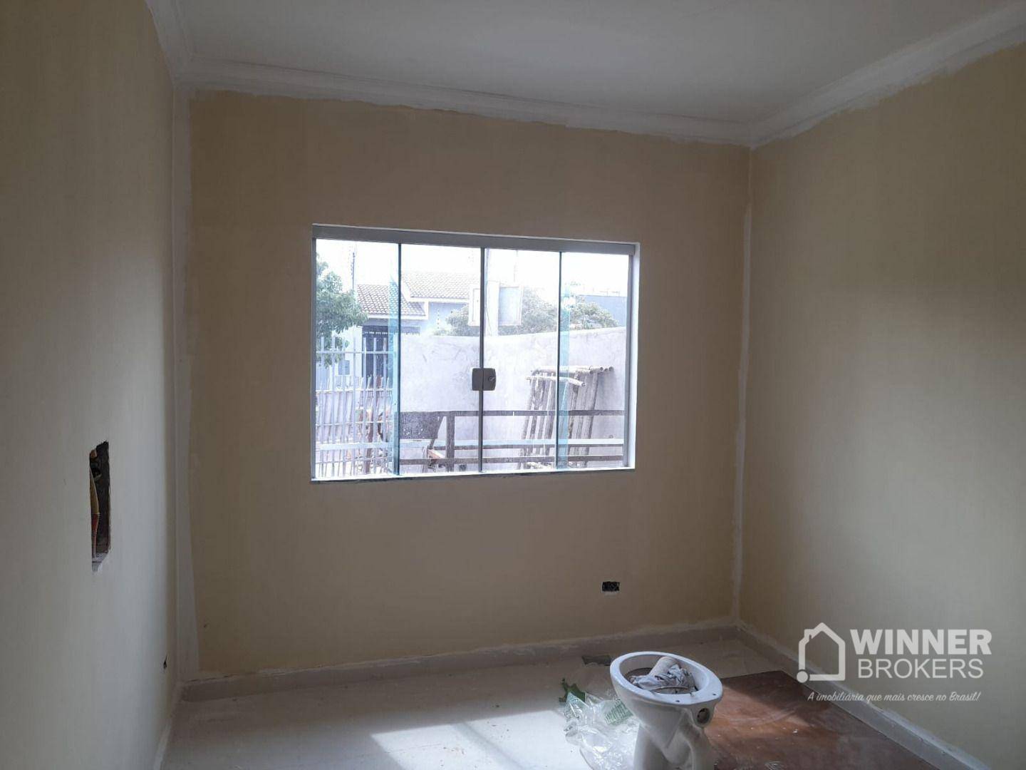 Casa à venda com 3 quartos, 98m² - Foto 2