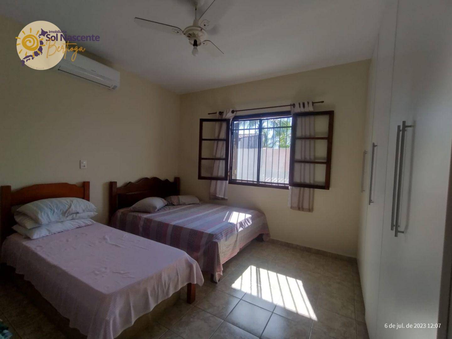 Casa à venda com 3 quartos, 340m² - Foto 15