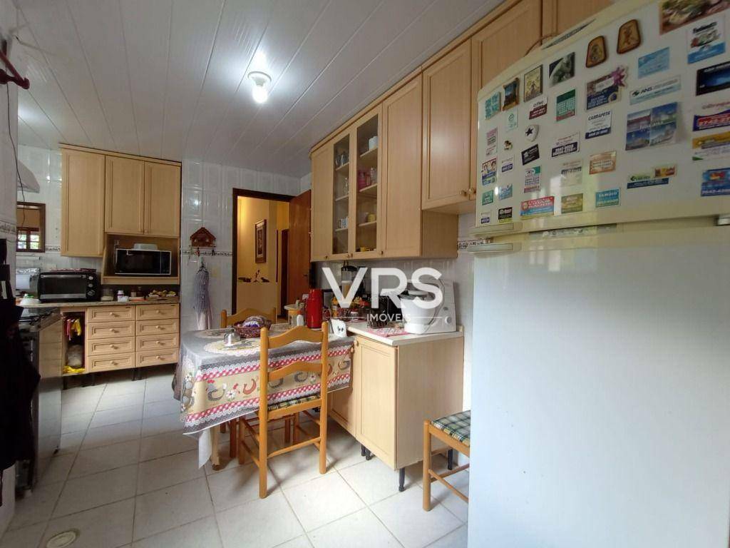 Casa à venda com 3 quartos, 229m² - Foto 28