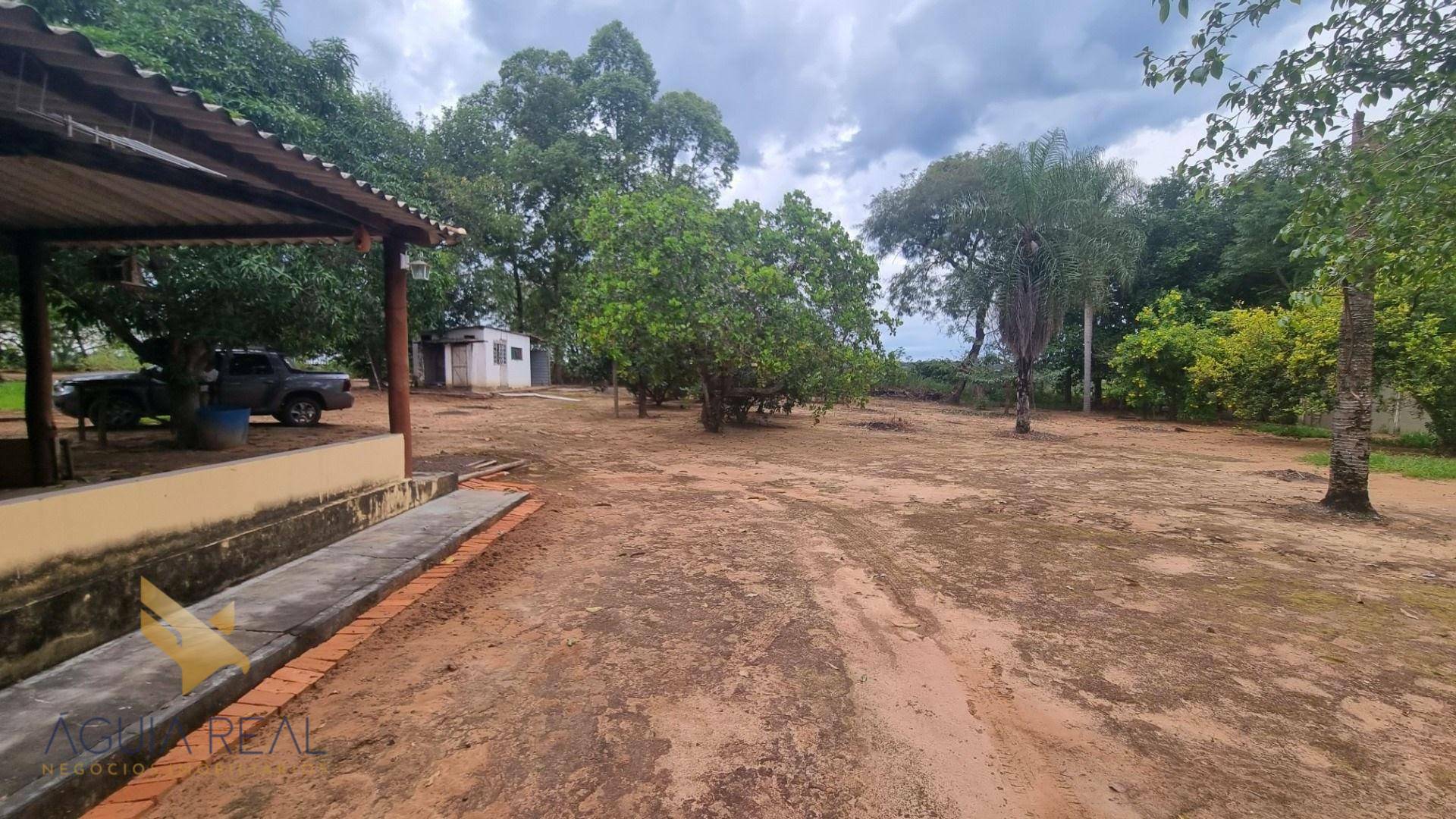 Chácara à venda com 3 quartos, 100m² - Foto 3