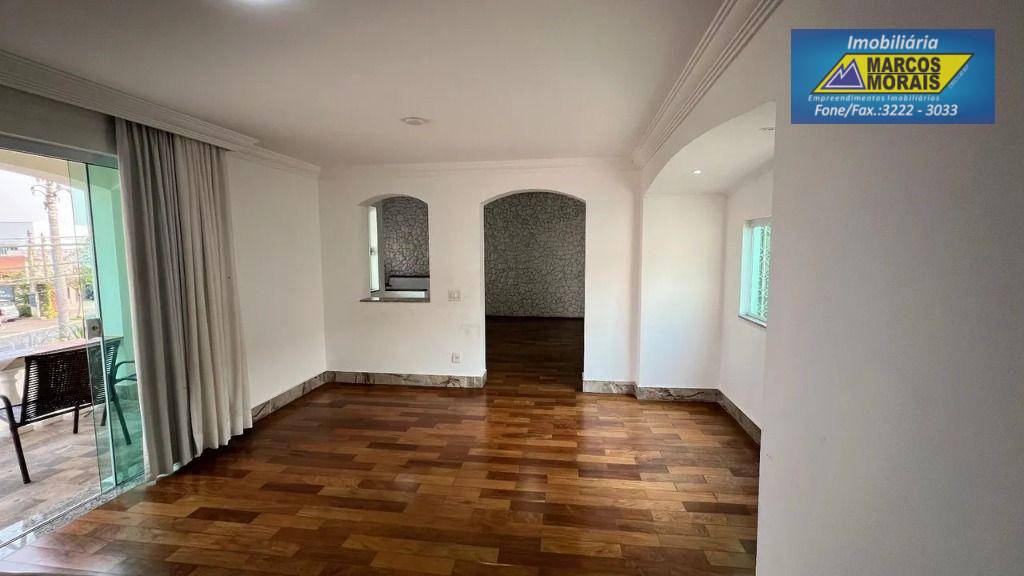 Casa para alugar com 2 quartos, 300m² - Foto 6