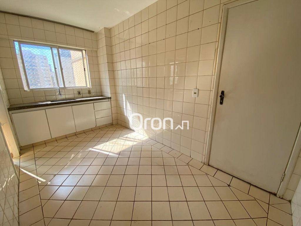 Apartamento à venda com 3 quartos, 110m² - Foto 7