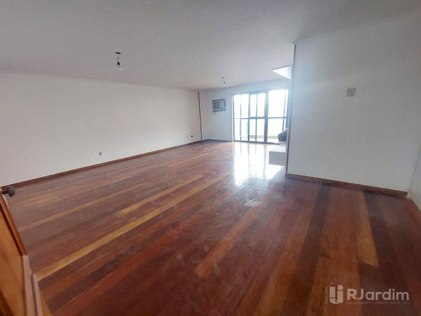 Apartamento para alugar com 4 quartos, 171m² - Foto 6