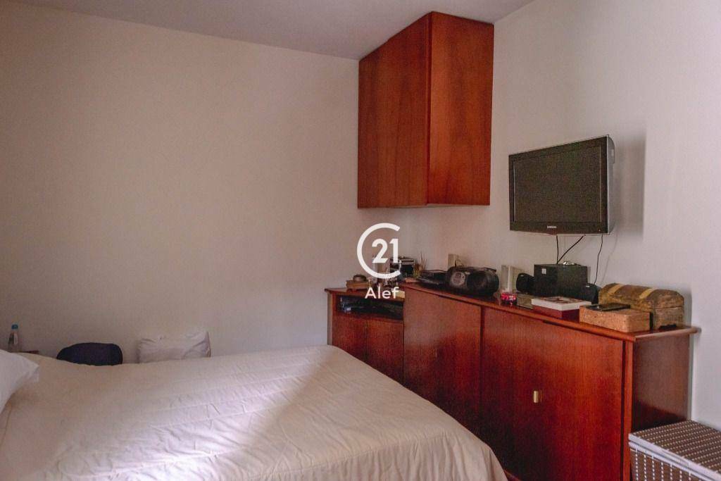 Apartamento à venda com 4 quartos, 151m² - Foto 12