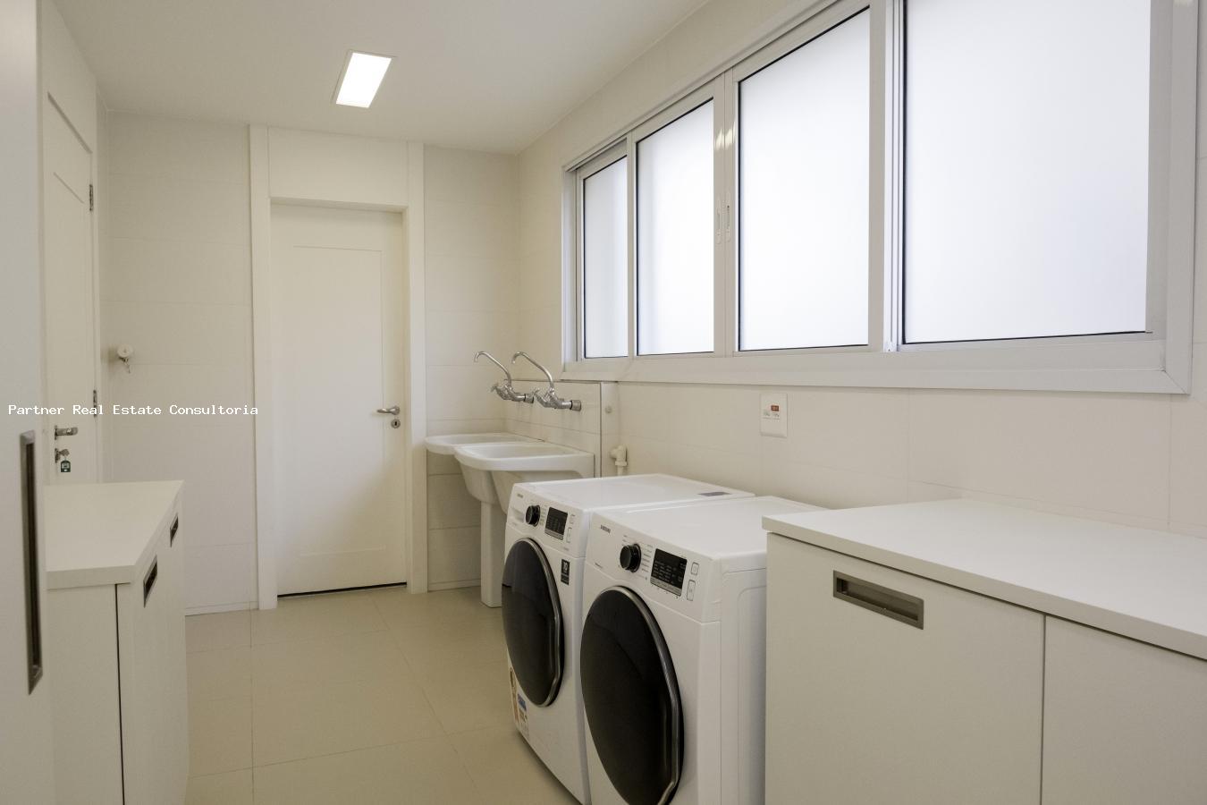 Apartamento para alugar com 4 quartos, 273m² - Foto 49