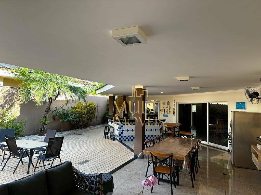 Casa de Condomínio à venda com 3 quartos, 368m² - Foto 9