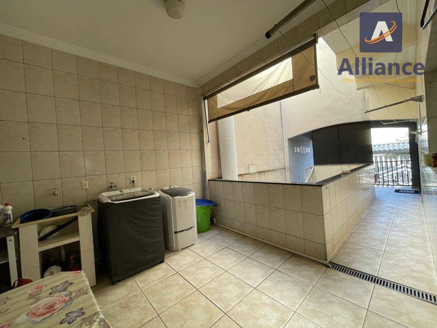 Sobrado à venda com 4 quartos, 320m² - Foto 18