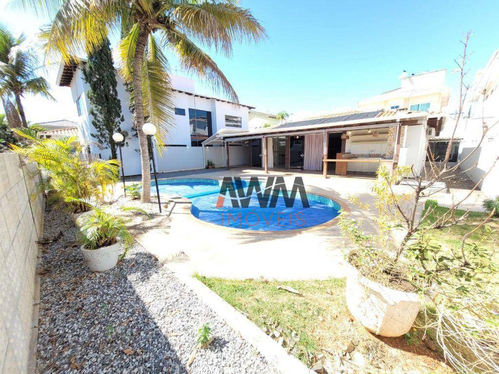 Casa de Condomínio para alugar com 2 quartos, 145m² - Foto 1