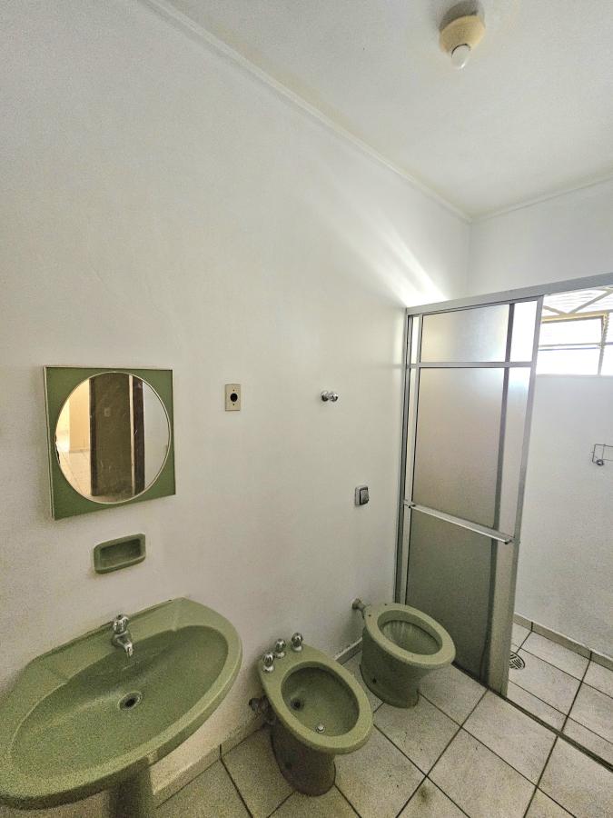 Casa à venda com 4 quartos, 244m² - Foto 11