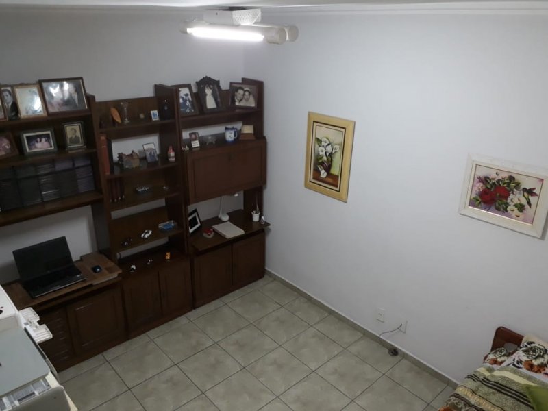 Casa à venda com 3 quartos, 203m² - Foto 9