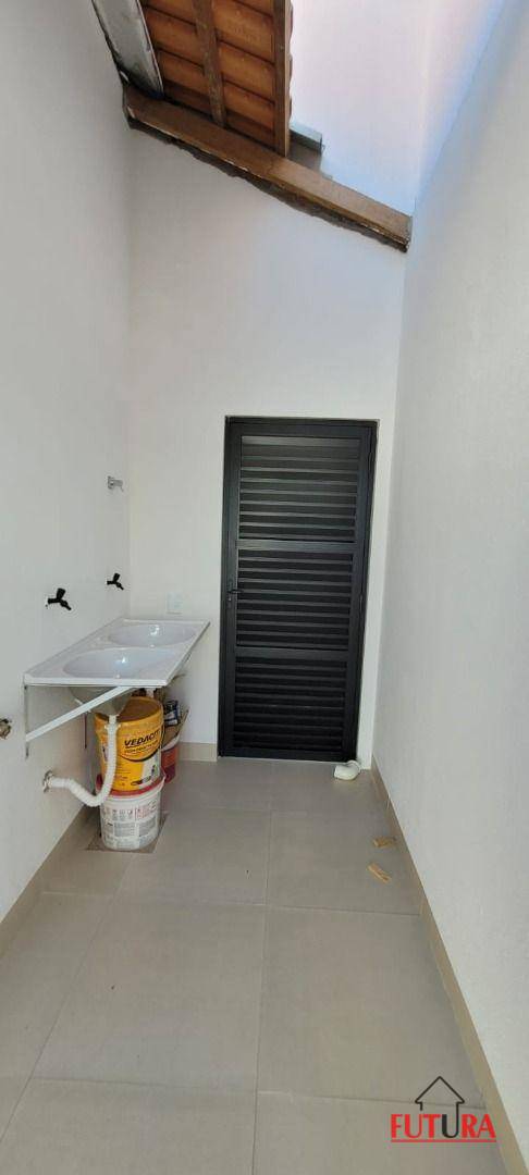 Casa à venda com 2 quartos, 65m² - Foto 24