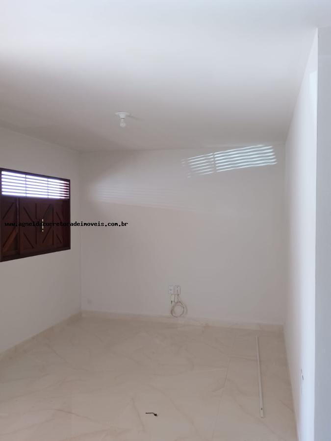 Casa de Condomínio à venda com 3 quartos, 130m² - Foto 2