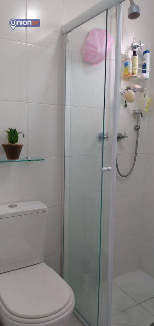 Apartamento à venda com 2 quartos, 65m² - Foto 8