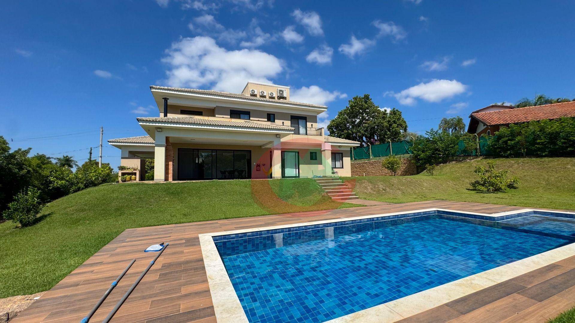 Chácara, 4 quartos, 2520 m² - Foto 1