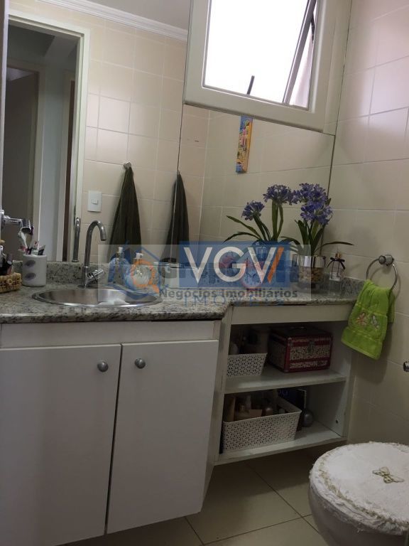 Apartamento à venda com 3 quartos, 65m² - Foto 5