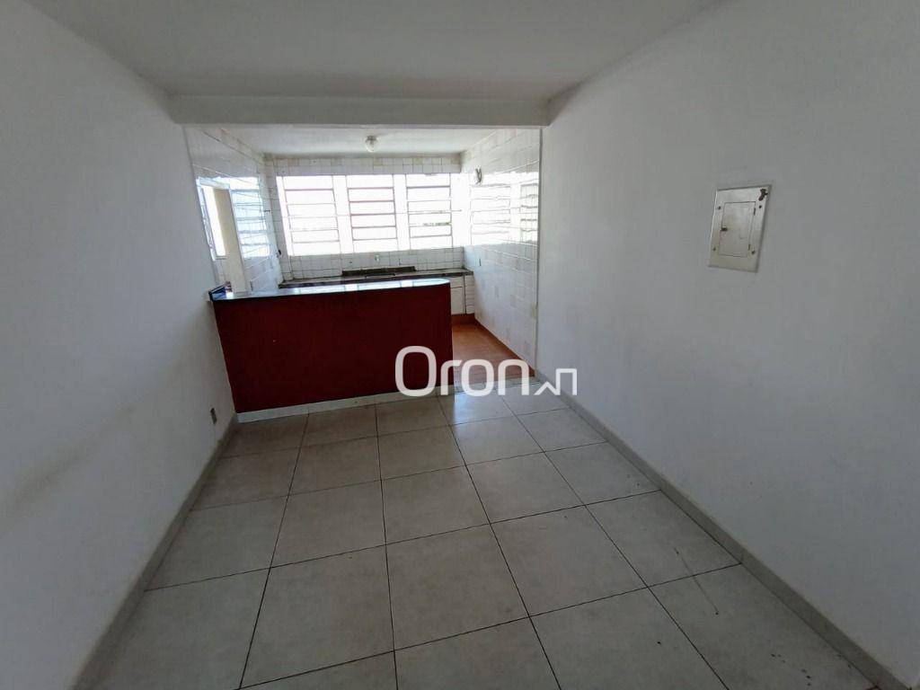 Apartamento à venda com 3 quartos, 116m² - Foto 2