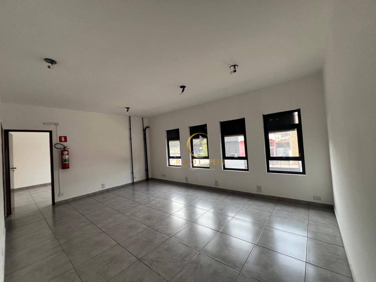 Prédio Inteiro para alugar, 600m² - Foto 36