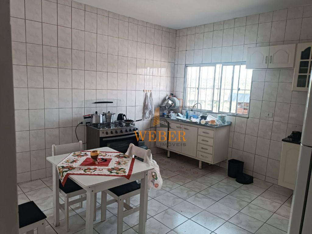 Sobrado à venda com 4 quartos, 200m² - Foto 13