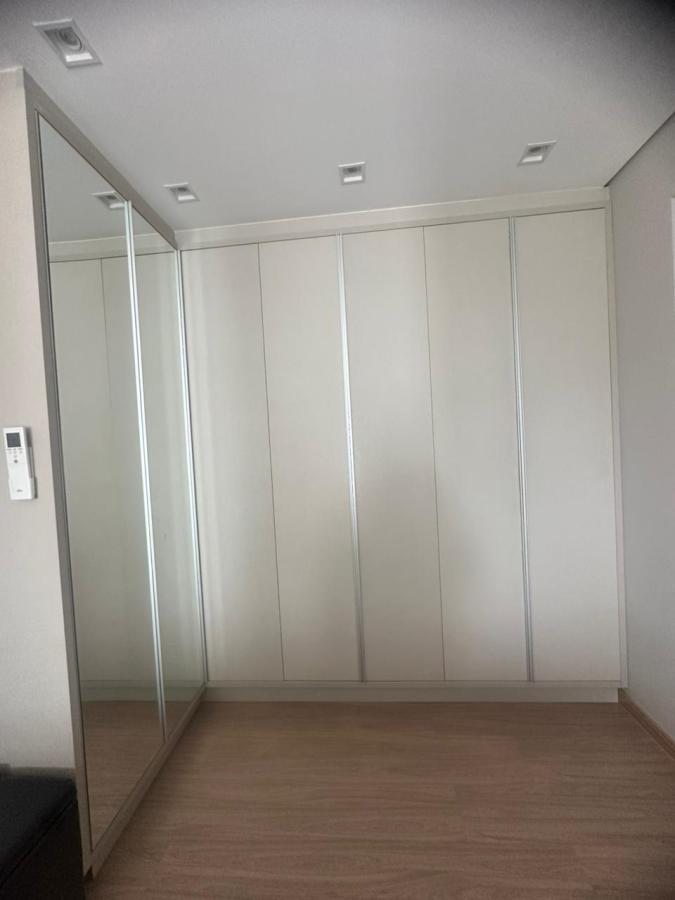 Apartamento para alugar com 2 quartos, 96m² - Foto 10