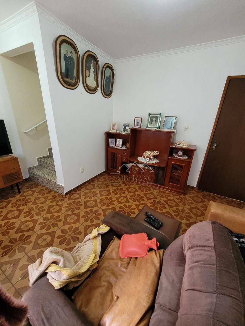 Sobrado à venda com 5 quartos, 330m² - Foto 47