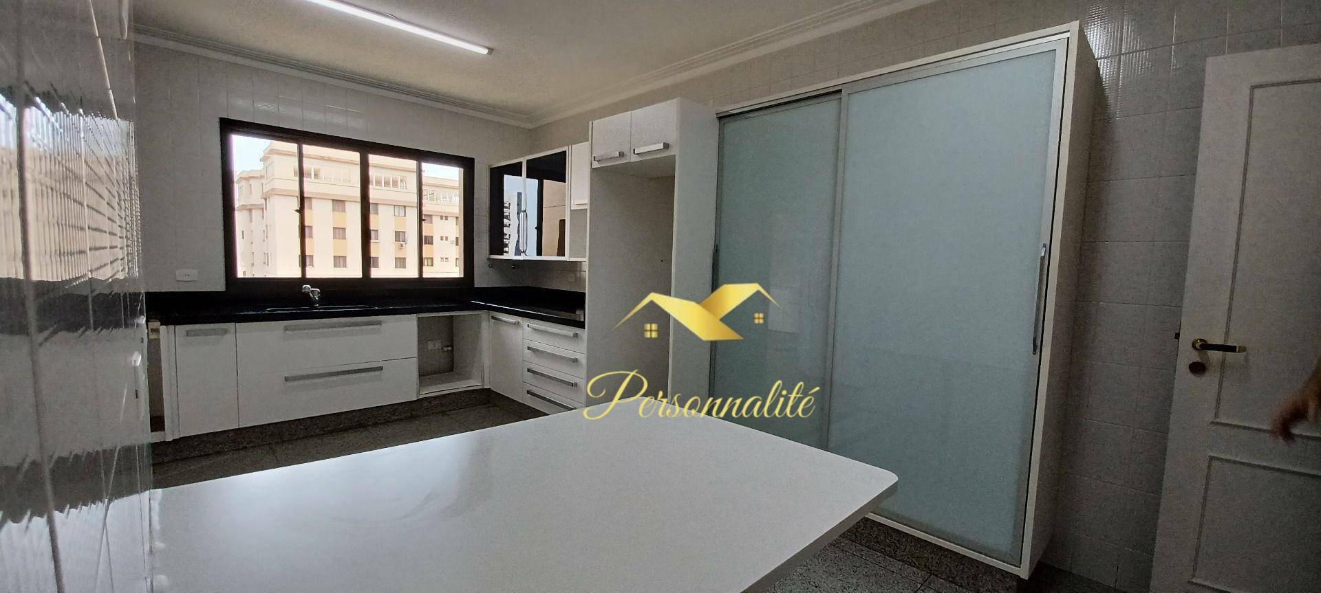 Apartamento à venda com 4 quartos, 250m² - Foto 21