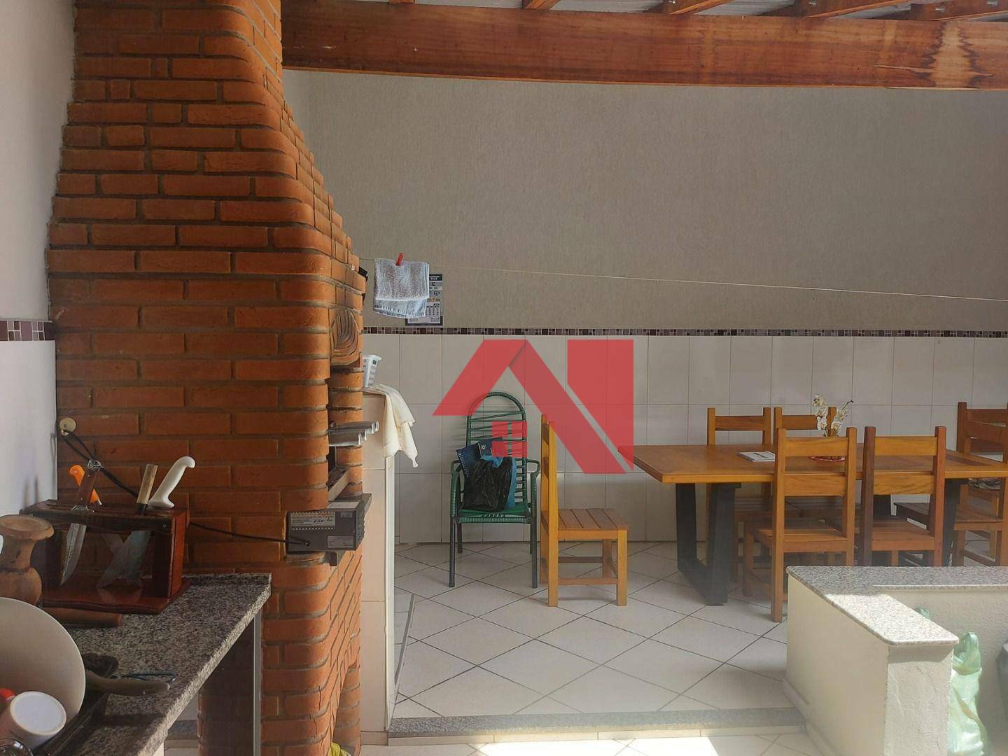 Casa à venda com 3 quartos, 160m² - Foto 4