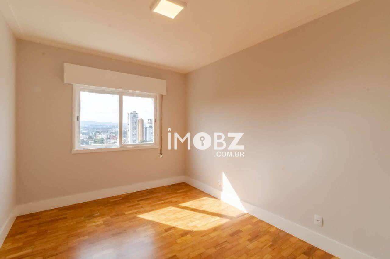 Apartamento à venda com 4 quartos, 221m² - Foto 11