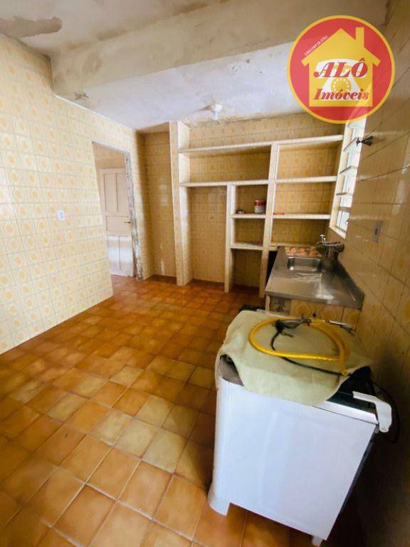 Casa à venda com 3 quartos, 80m² - Foto 13