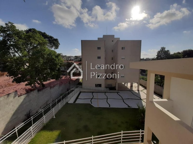 Apartamento para alugar com 2 quartos, 69m² - Foto 4