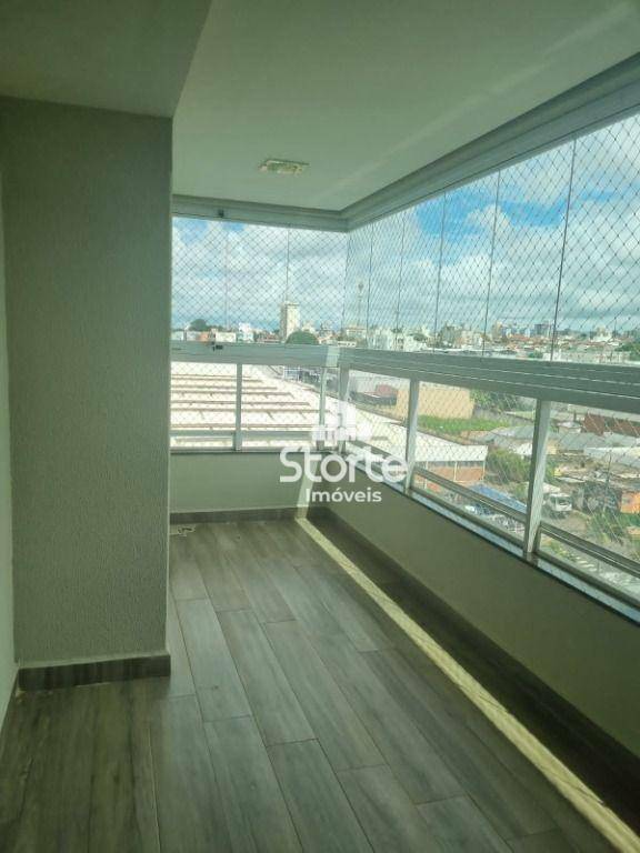 Apartamento para alugar com 3 quartos, 108m² - Foto 7